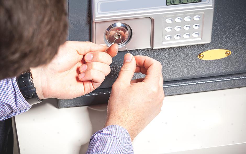 changer une serrure de porte Villecresnes